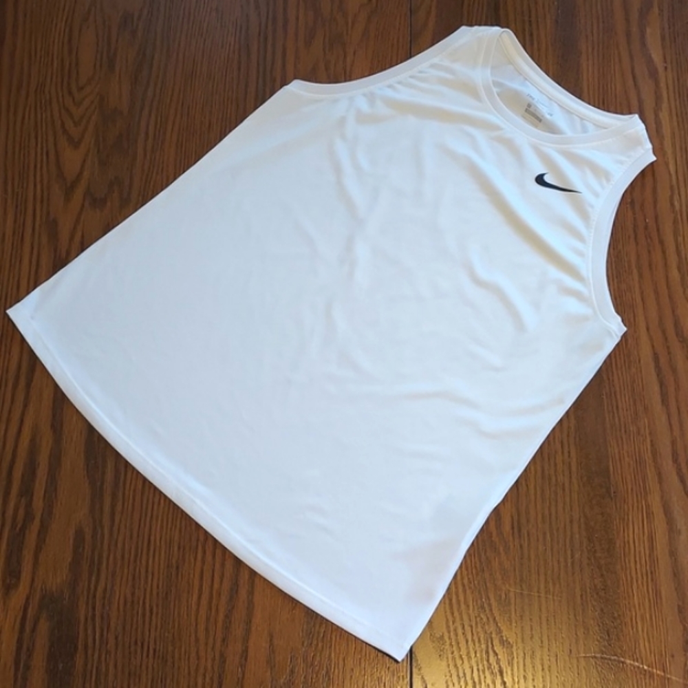 Nike Training Tank Womens Size Medium Dri Fit "The Nike Tee"